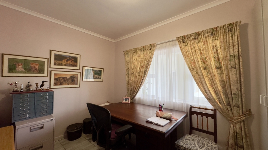 3 Bedroom Property for Sale in Strand South Western Cape